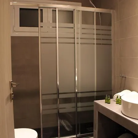 公寓式酒店 Angels 埃尔米奥尼