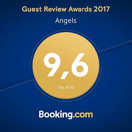 Angels 公寓式酒店 埃尔米奥尼